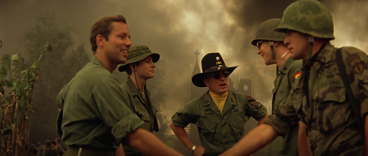 Apocalypse Now movie review & film summary (1979)