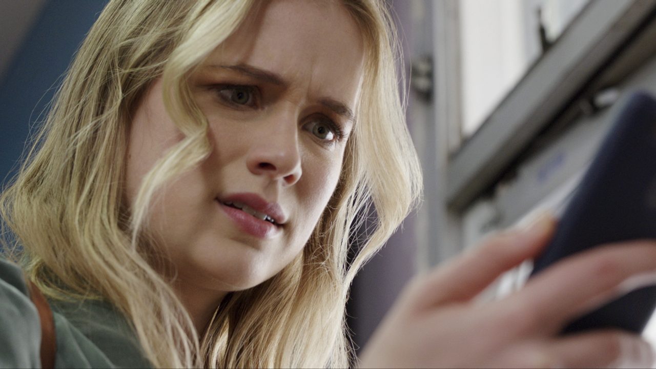 Countdown – A Demonic Phone App That Kills…Its Viewers’ Eardrums