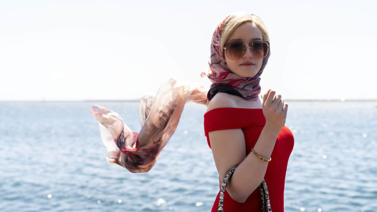 Netflix’s Inventing Anna Early Review