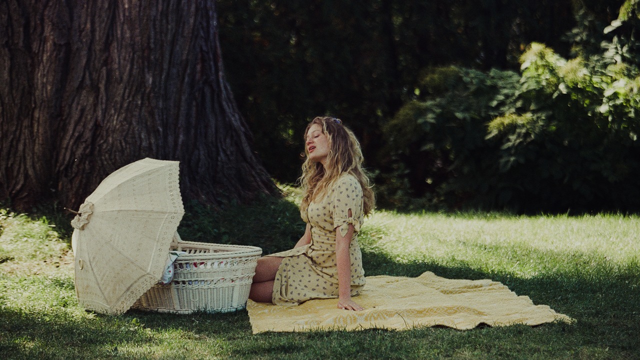 Tribeca 2022: Babysitter Review