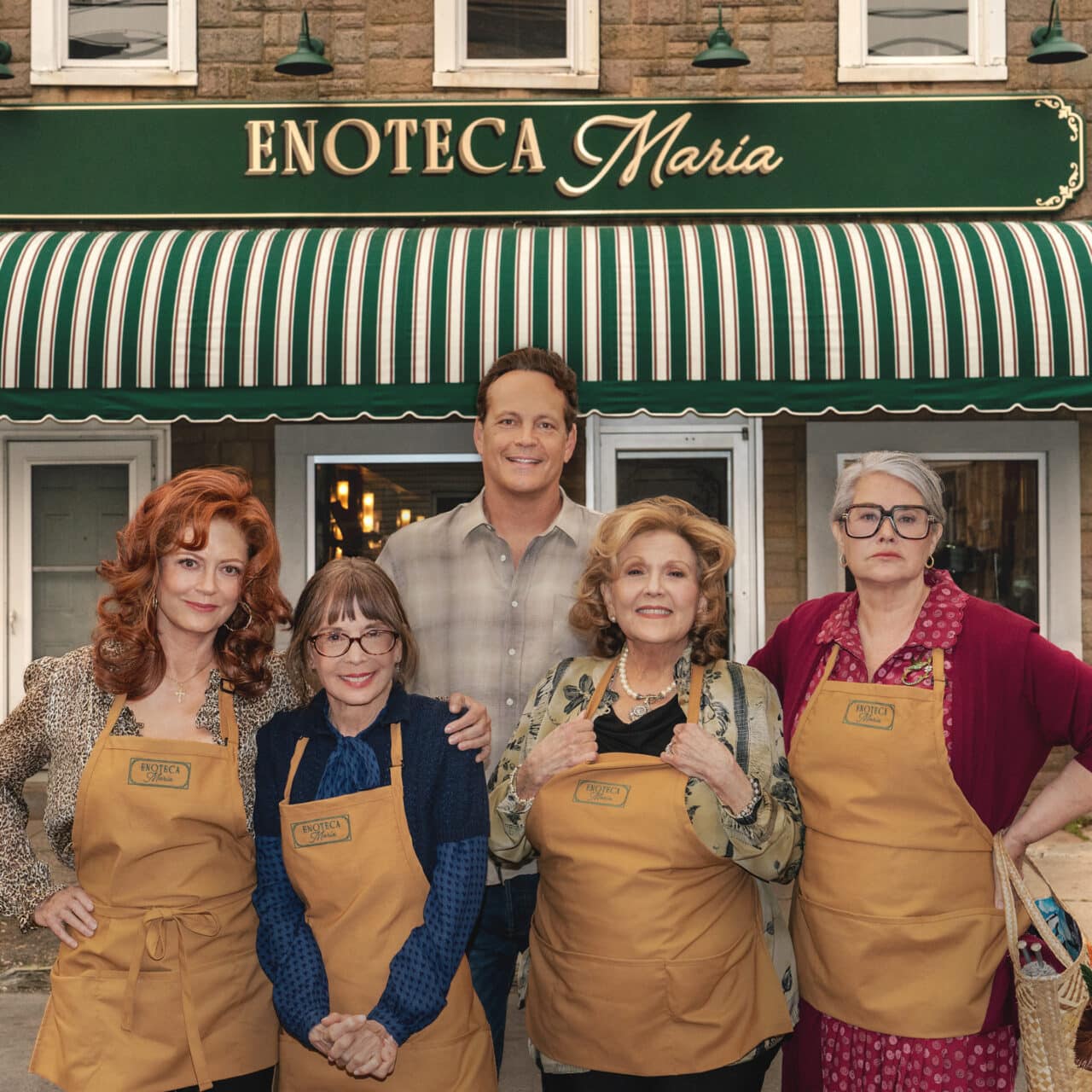 Nonnas: A Heavy Hitter Led Formulaic Heartwarmer (Early Review)