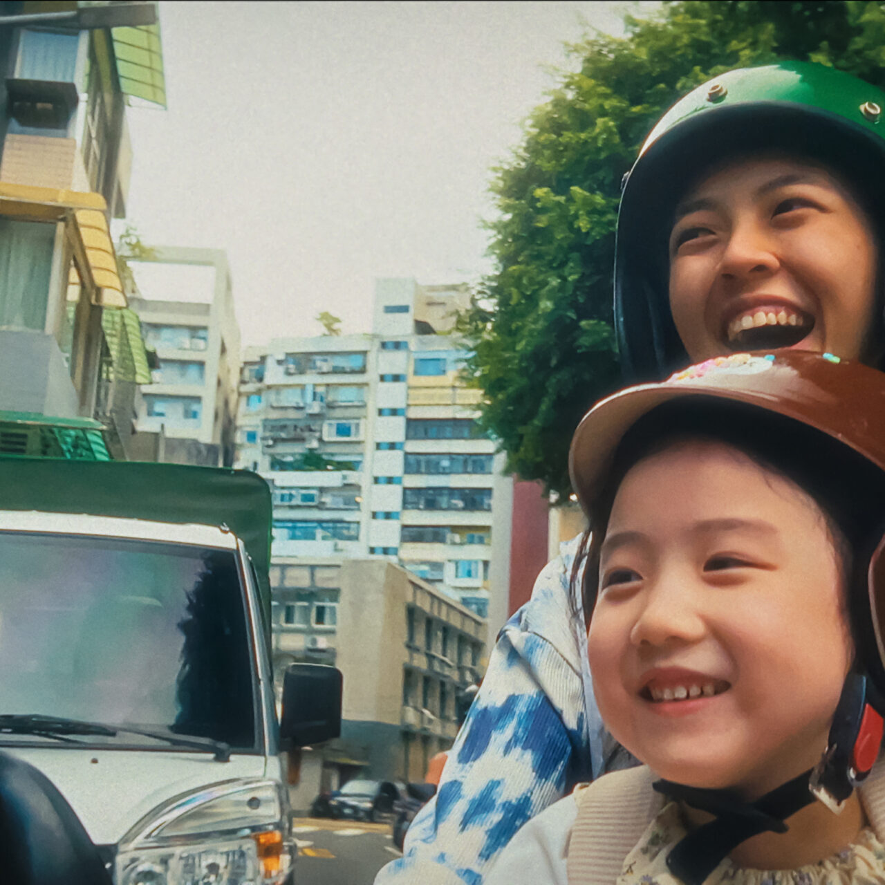 TIFF 2025: Left-Handed Girl Review