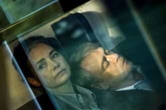 Yellow Letters: Incredible Performances Save This Flawed Drama