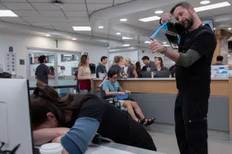 The Pitt (2×15) 9:00 P.M. Review